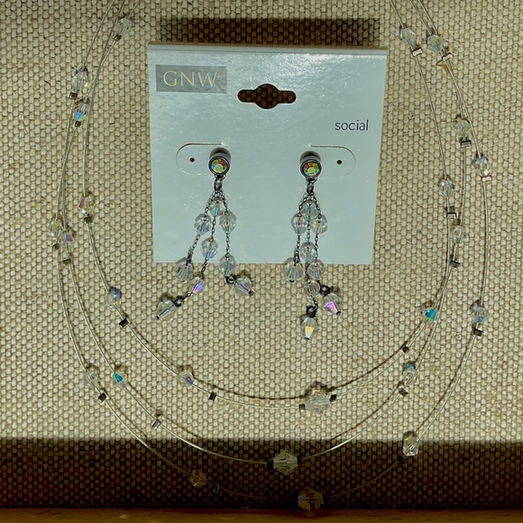 Aurora Borealis Triple Row Necklace Set - Picture 1 of 2